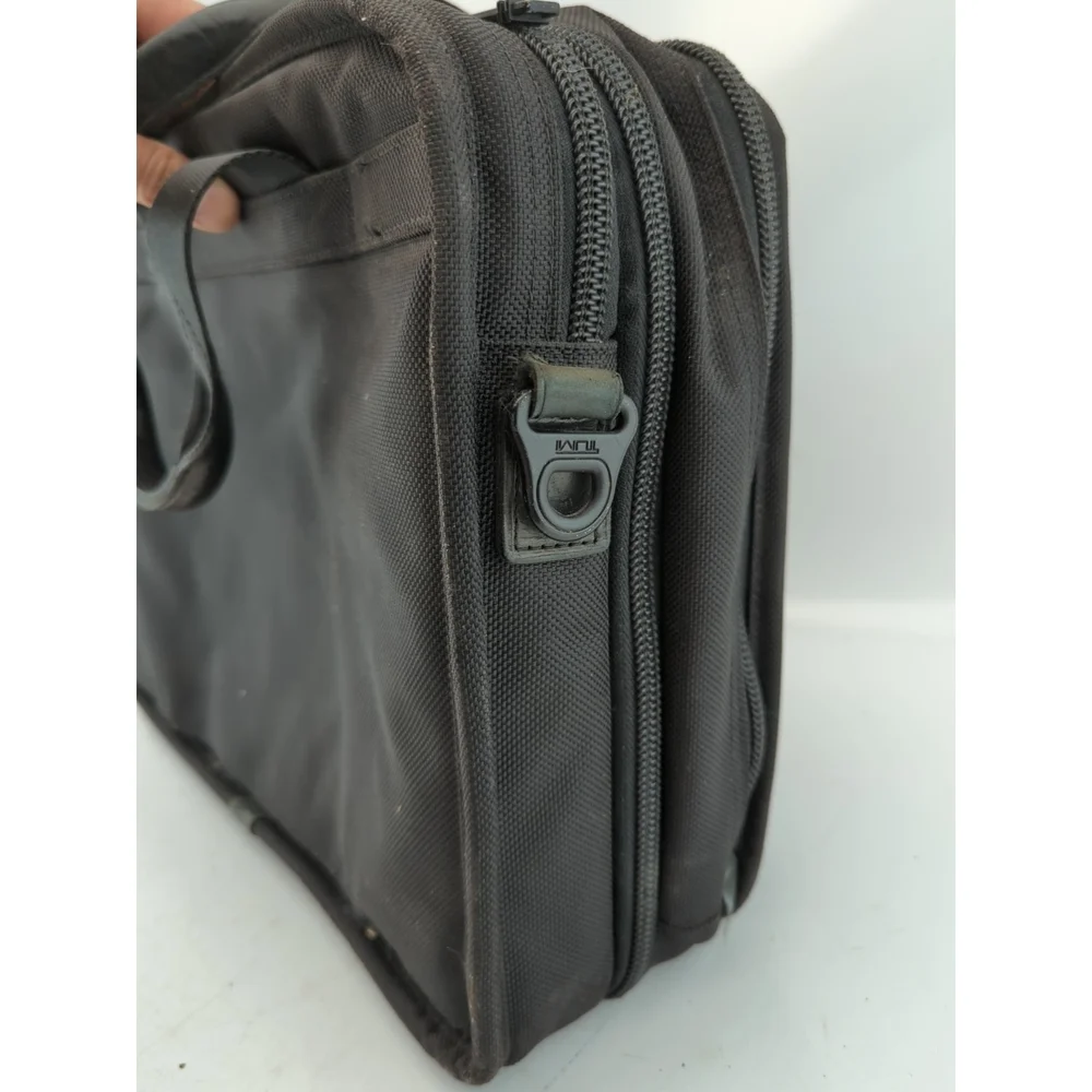 Tumi Alpha 2 15 inch Laptop Briefcase - Black
